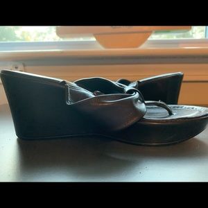 🎈3/$20 Women’s Wedge Sandal